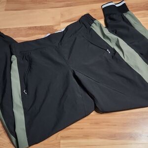 Calvin Klein Women's Workout Pants - SIZE XS